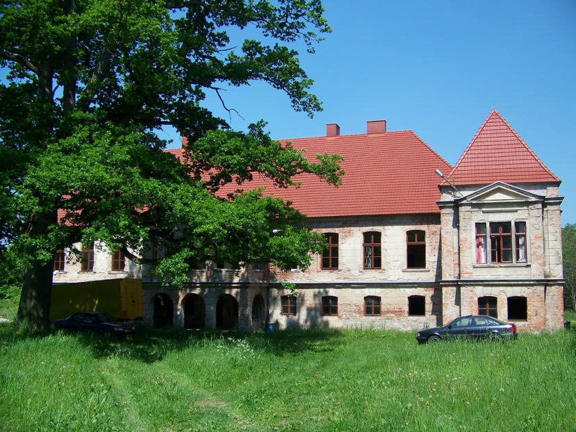 Wielka Wieś klasycystyczny pałac rodziny von Mitzlaff « Zamki Rotmanka