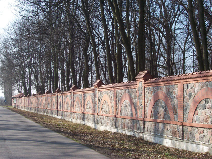 Kożuszki Parcele neobarokowy dwór Tomickich « Zamki Rotmanka