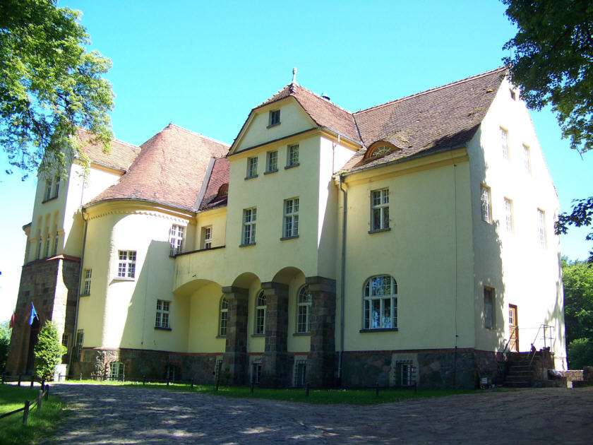 Sławutówko eklektyczny pałac rodu von Below « Zamki Rotmanka