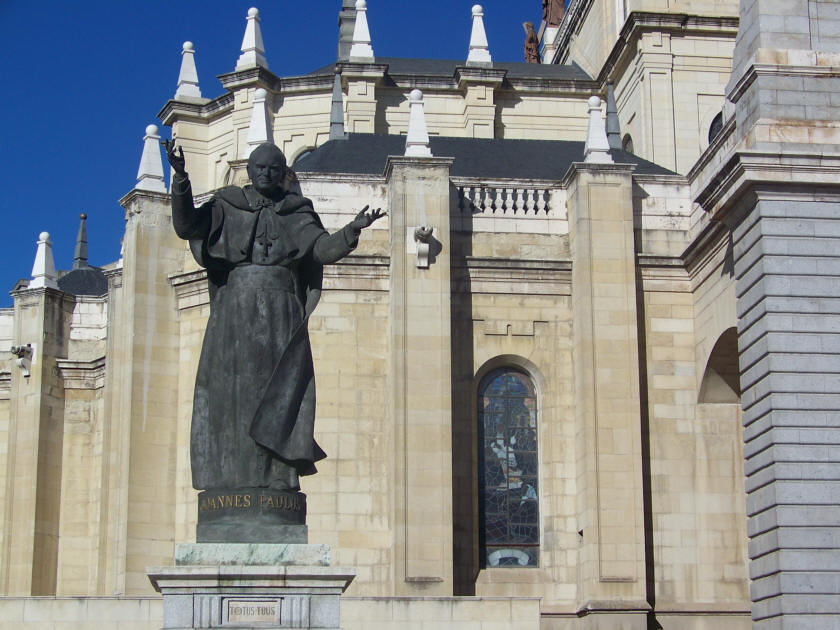 Hiszpania – Madryt – Katedra Almudena « Zamki Rotmanka