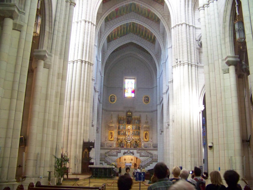 Hiszpania – Madryt – Katedra Almudena « Zamki Rotmanka