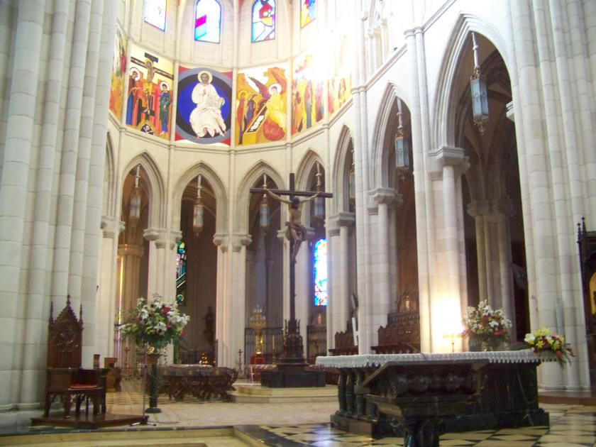 Hiszpania – Madryt – Katedra Almudena « Zamki Rotmanka