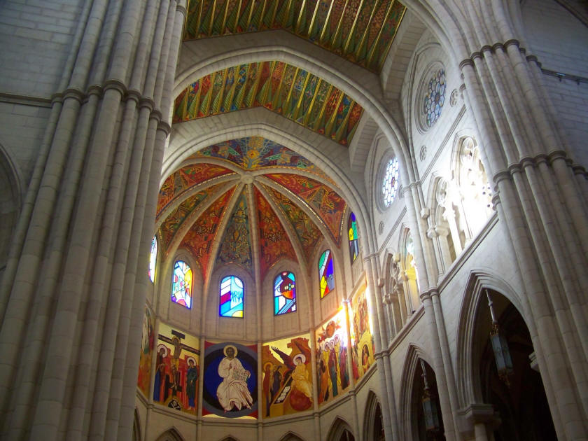 Hiszpania – Madryt – Katedra Almudena « Zamki Rotmanka